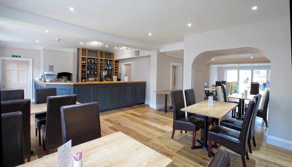 The Bishops Table Hotel Farnham  Exterior photo